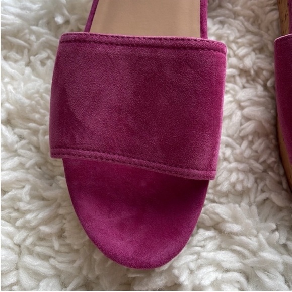 Valentino Pink Sandals‎ - Picture 3 of 7